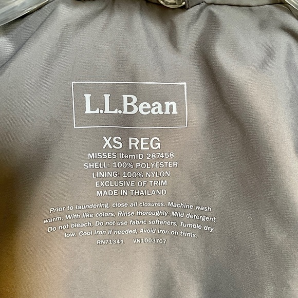 LL Bean H2Off Mesh Lined Rain Jacket fully loaded with features - Picture 9 of 9
